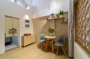 Holly HideAway-Cozy Nest -Balcony- City Center